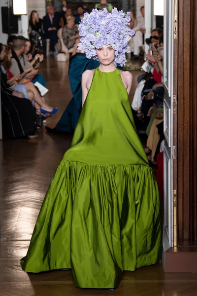 Look 40